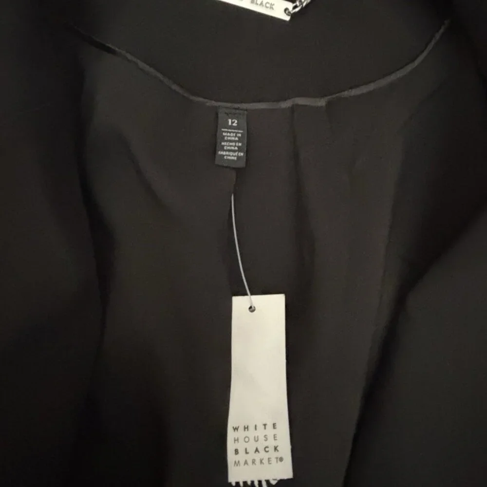 White House Black Market Black Cropped Suit Jacket Size 12 NWT - Picture 2 of 5